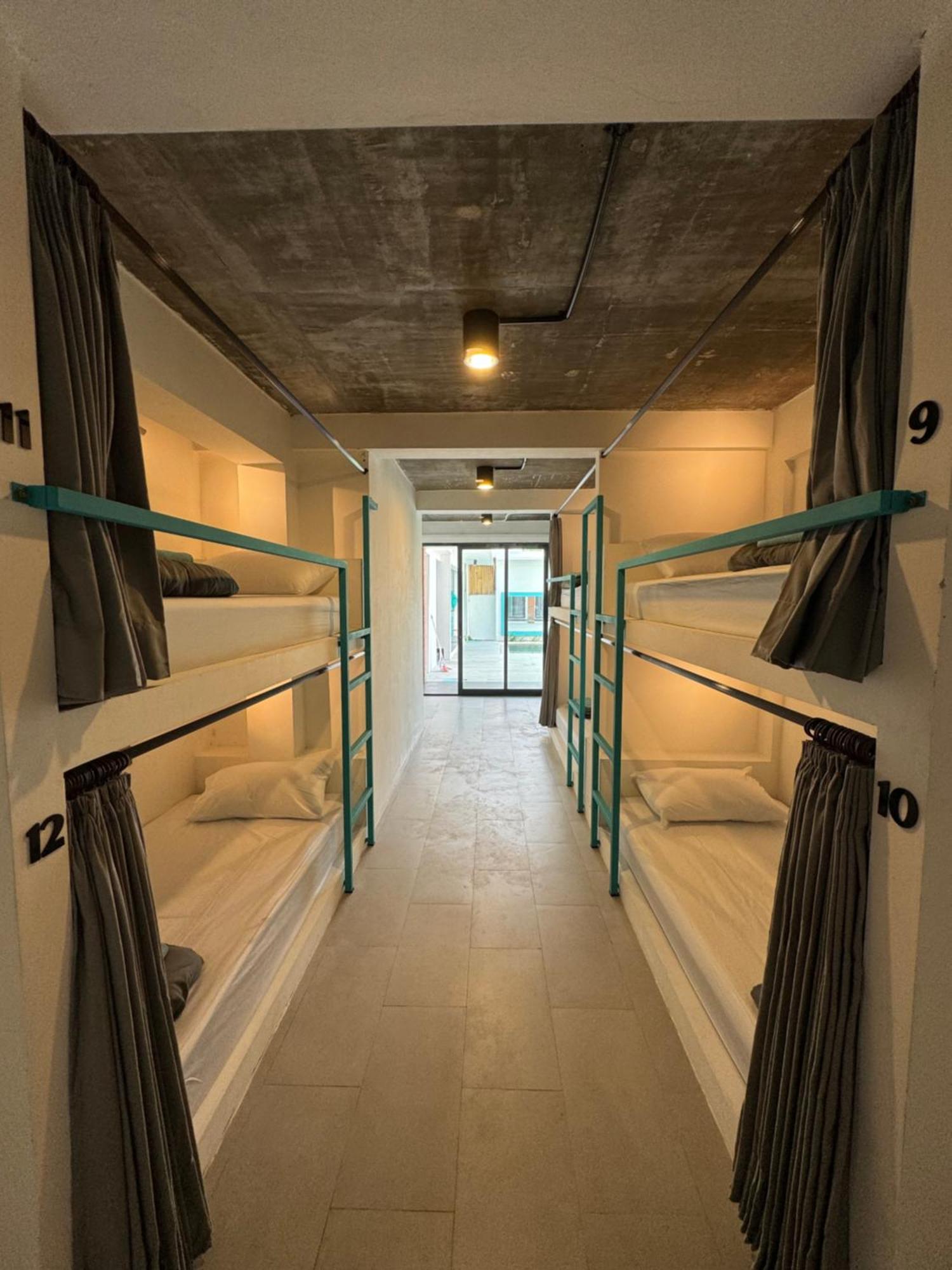 Canggu Central Hostel Екстериор снимка